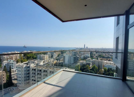 Apartamento para 6 800 euro por mes en Germasogeia, Chipre