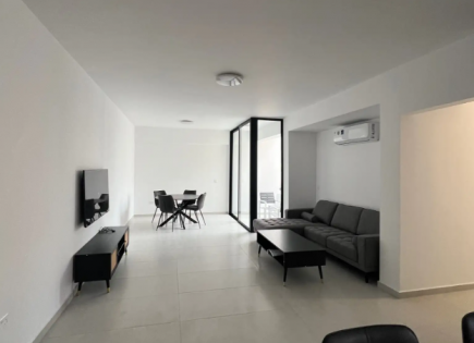 Apartamento para 2 000 euro por mes en Limasol, Chipre