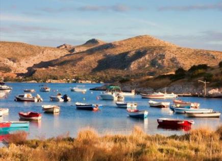 Land for 550 000 euro in Saronida, Greece