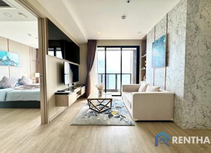 Apartment for 313 260 euro in Pratamnak, Thailand