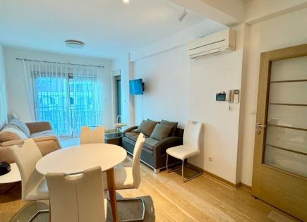 Apartamento para 175 000 euro en Przno, Montenegro