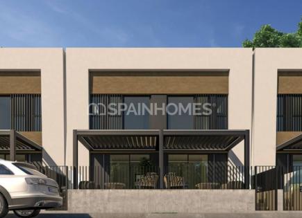 Casa adosada para 259 000 euro en Dolores, España