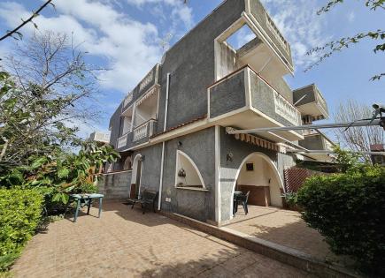Villa pour 85 000 Euro à Scalea, Italie
