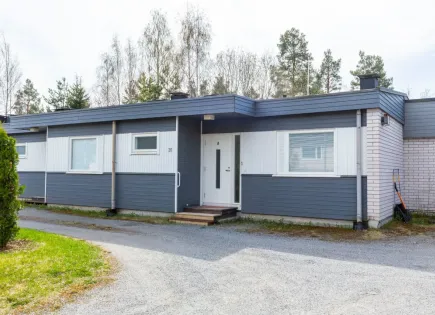 Casa adosada para 14 462 euro en Sastamala, Finlandia