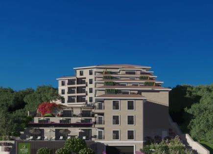 Apartment für 100 500 euro in Becici, Montenegro
