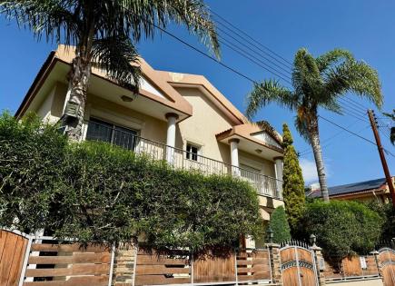 House for 1 200 000 euro in Germasogeia, Cyprus