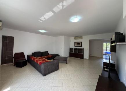Apartment for 2 600 euro per month in Limassol, Cyprus