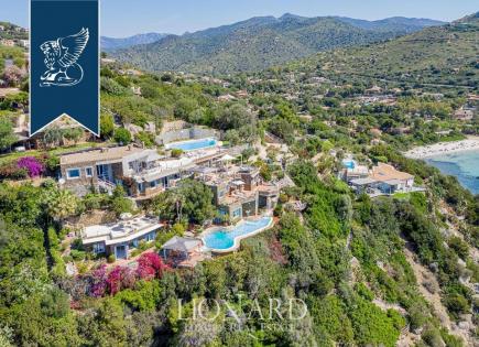 Villa para 5 450 000 euro en Cagliari, Italia