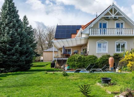 Haus für 365 000 euro in Hévíz, Ungarn