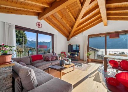 Villa para 890 000 euro en Tremezzina, Italia