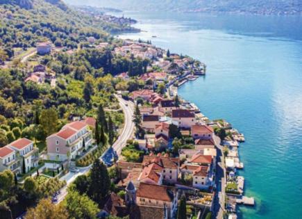Land for 1 200 000 euro in Dobrota, Montenegro