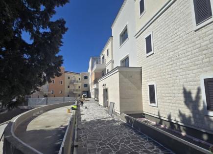 Flat for 269 000 euro in Tivat, Montenegro
