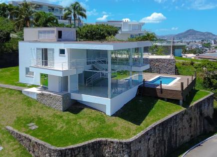 House for 873 000 euro in Brazil