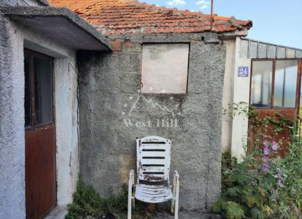 House for 125 000 euro in Herceg-Novi, Montenegro