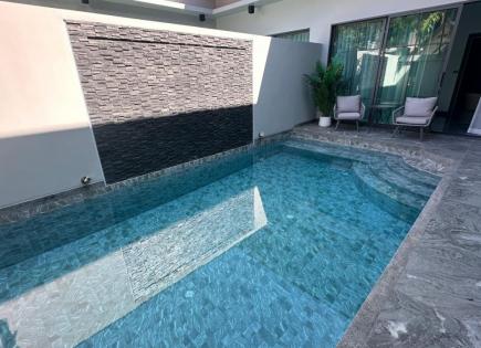 Villa für 291 902 euro in Rawai, Thailand