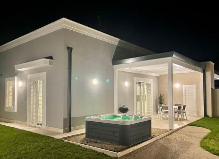 Villa pour 340 000 Euro à Anzio, Italie