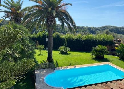 Villa pour 1 200 000 Euro à Anzio, Italie