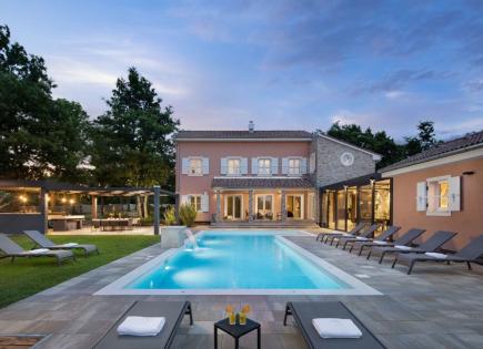 Villa for 1 100 000 euro in Svetvincenat, Croatia