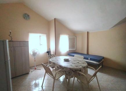 Penthouse pour 31 000 Euro à Scalea, Italie