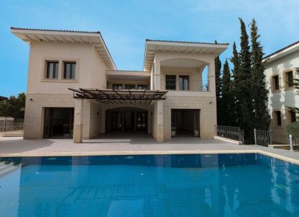 Villa for 2 400 000 euro in Limassol, Cyprus