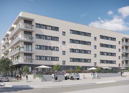 Appartamenti per 395 000 euro a Montcada i Reixac, Spagna