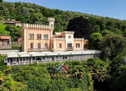 Villa for 8 000 000 euro in Lesa, Italy