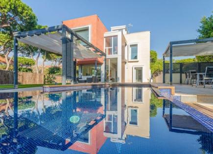 Villa for 2 900 000 euro in Gava Mar, Spain
