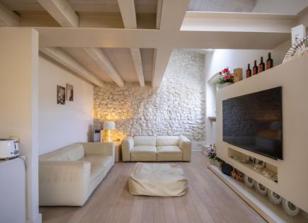 Apartment for 1 250 000 euro on Lake Garda, Italy