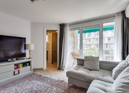 Apartment für 400 000 euro in Barcelona, Spanien