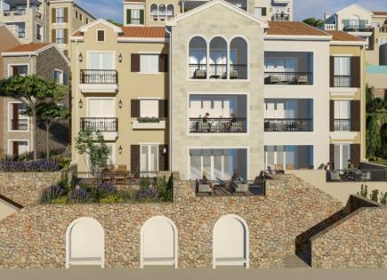 Flat for 599 000 euro in Tivat, Montenegro