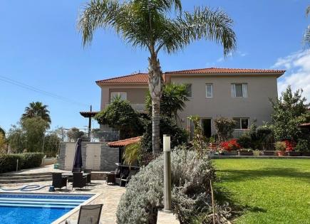 Villa for 1 900 000 euro in Limassol, Cyprus