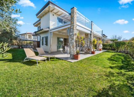 Villa pour 1 780 000 Euro par le Lac de Garde, Italie