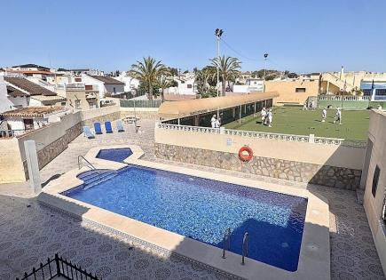 Penthouse for 130 000 euro in Orihuela Costa, Spain