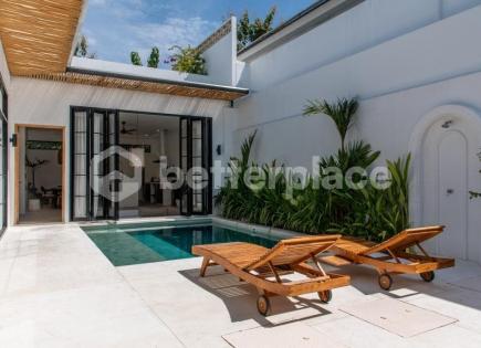Villa for 310 041 euro in Bukit, Indonesia