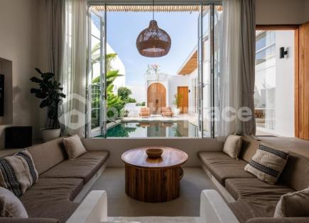 Villa for 310 041 euro in Bukit, Indonesia