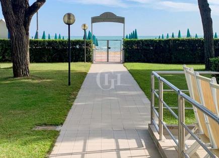 Apartment for 280 000 euro in Jesolo, Italy