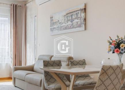 Appartement pour 178 000 Euro à Becici, Monténégro