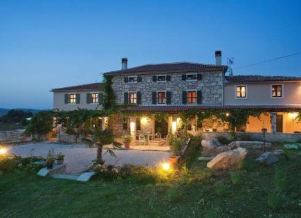 Villa for 3 400 000 euro in Vizinada, Croatia