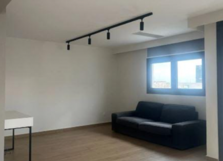 Apartment für 2 000 euro pro Monat in Mesa Geitonia, Zypern