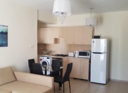 Appartement pour 950 Euro par mois à Agios Tychon, Chypre