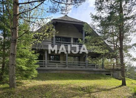 Casa para 310 000 euro en Letonia