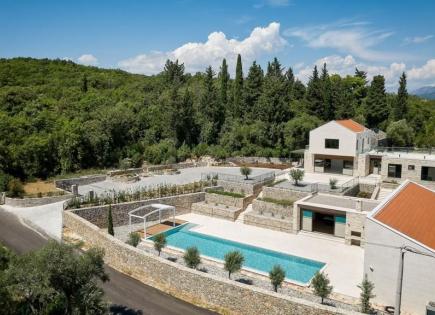 Villa para 3 000 000 euro en Tivat, Montenegro