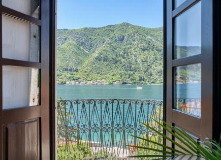 Piso para 750 000 euro en Dobrota, Montenegro