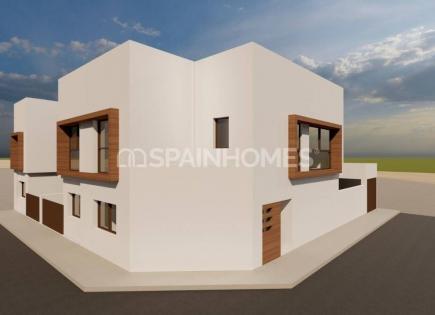 Casa adosada para 288 000 euro en San Javier, España