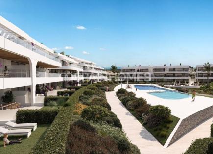 Penthouse for 1 325 000 euro in Estepona, Spain