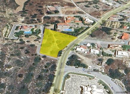 Terrain pour 1 000 000 Euro à Agios Tychon, Chypre