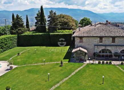 Casa para 1 800 000 euro en Montefalco, Italia