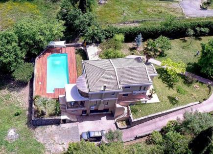 Villa for 1 350 000 euro on Corfu, Greece