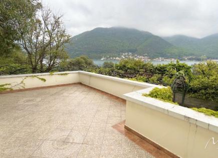 Villa für 890 000 euro in Herceg-Novi, Montenegro