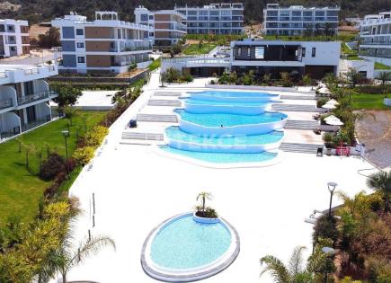 Penthouse for 203 000 euro in Kyrenia, Cyprus
